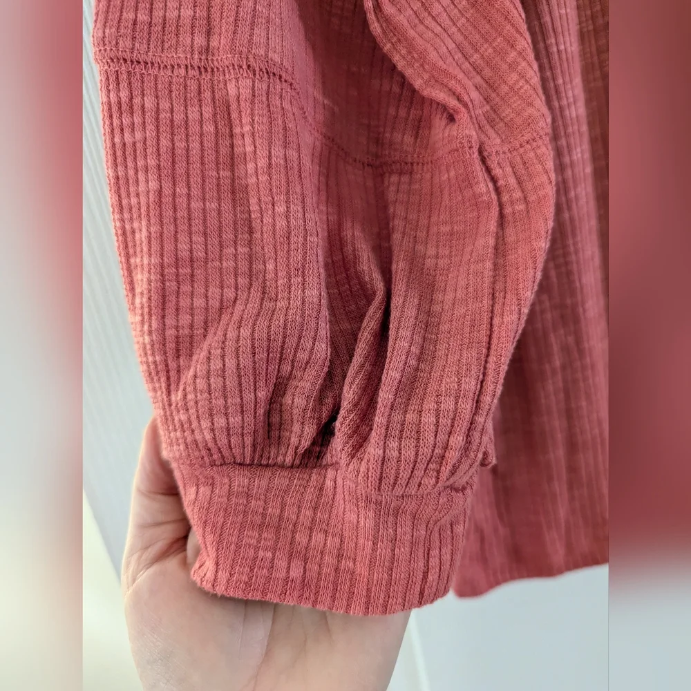 LuLaRoe Carla 3/4 Sleeve Ribbed Top - Coral - Picture 5 of 8